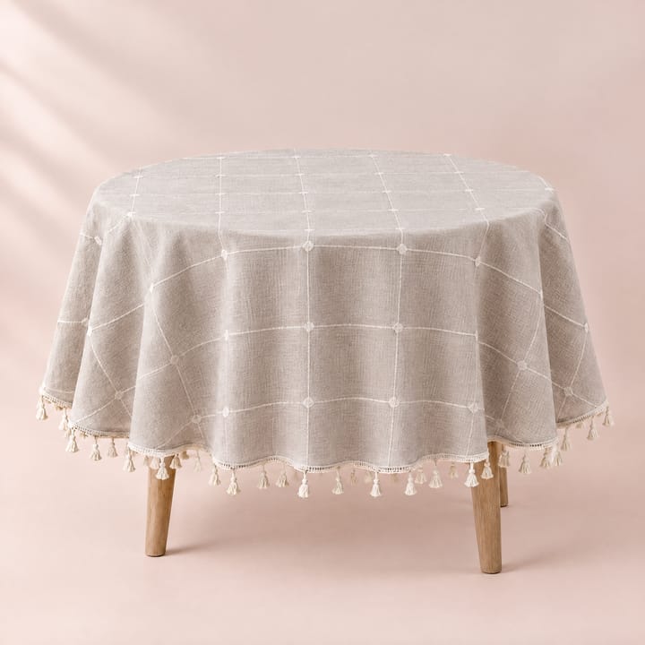 The Round Tassel Tablecloth, Stone grid