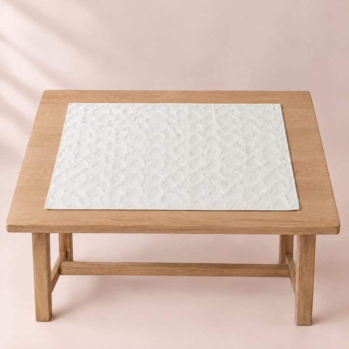 The Floral Weave Placemat, White heart