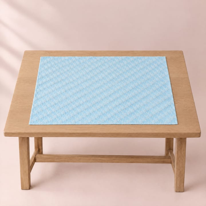 The Floral Weave Placemat, Light blue houndstooth