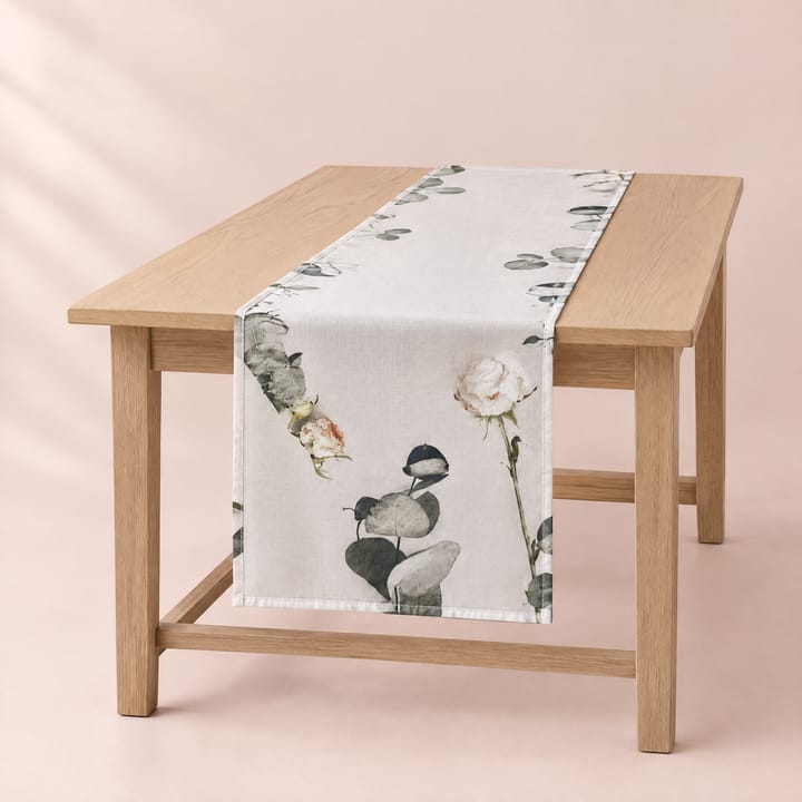 The Christmas Wreath Table Runner
