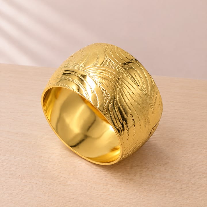 The Hammered Metal Napkin Ring, Gold smooth