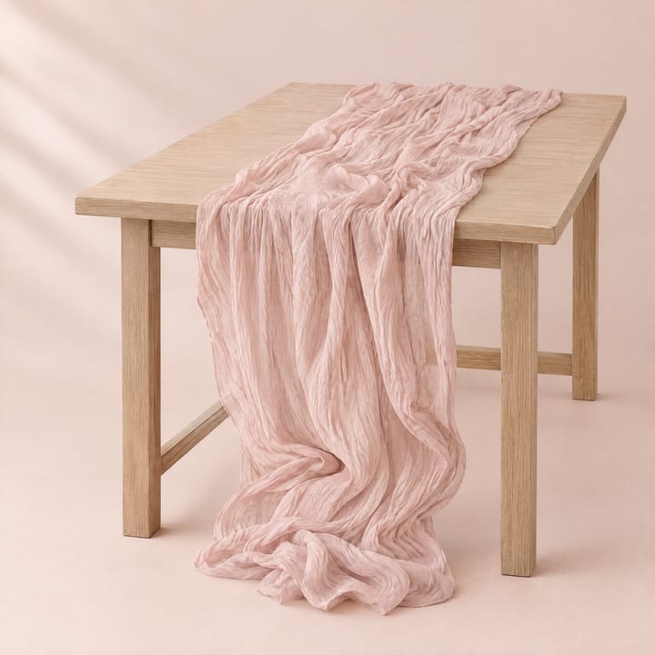 The Crinkled Gauze Table Runner, Vintage pink