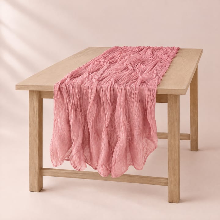 The Gauze Crinkle Table Runner, Rouge